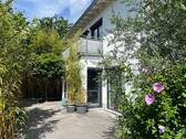 Großzügige Terrasse mit viel Grün - 5 Zimmer Einfamilienhaus zum Kaufen in Weilheim in Oberbayern