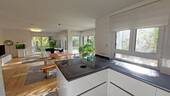 Offene Küche mit Blick ins Wohnzimmer - 