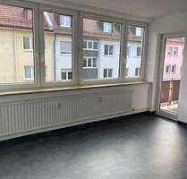 1-Zimmer-Wohnung mit Balkon und kleiner Küchenzeile - Stadtteil Rennweg. - Nürnberg