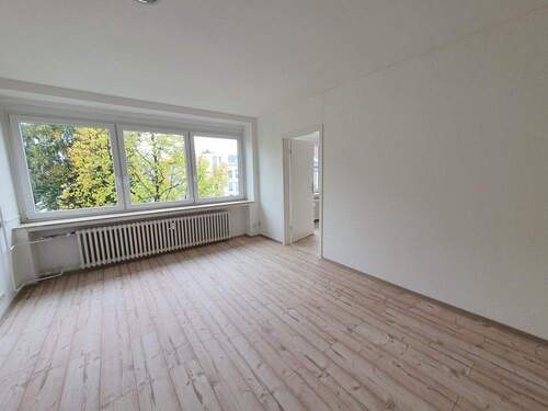 Wohnzimmer - 3 Zimmer Etagenwohnung zur Miete in Gütersloh