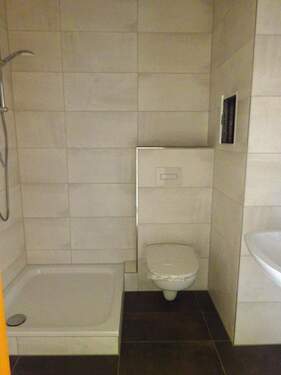 Bad - 2 Zimmer Etagenwohnung in Gera