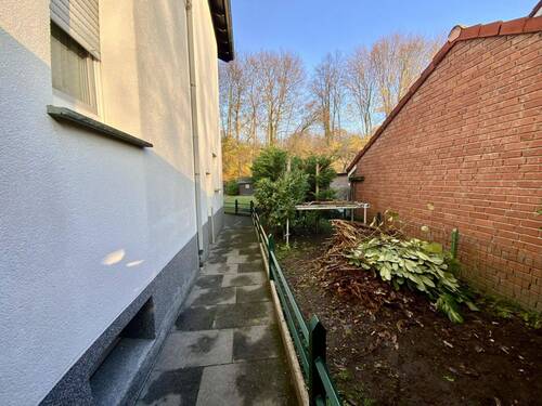 Zuwegung zum Garten - 