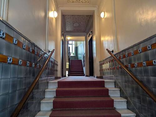 Treppenhaus - 3 Zimmer Etagenwohnung zum Kaufen in Leipzig