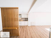 Titelbild - Hochwertige und provisionsfreie Souterrain Wohnung am fuße der Burg