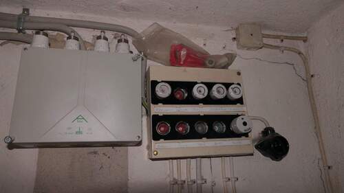 Elektro-Installatioin.jpg - Mehrfamilienhaus, Wohnhaus mit 95,00 m² in Hof zum Kaufen