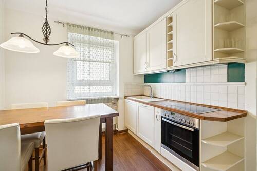 Küche OG KI bearbeitet - 