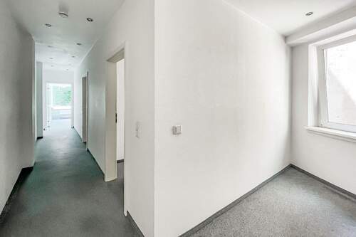 Empfang /Flur - 3 Zimmer Büro in Bochum