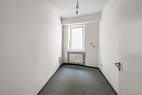 Raum - Büro mit 76,00 m&sup2; in Bochum zur Miete