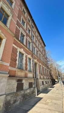 Hausanischt - +++ WOHNEN DIREKT AM SCHLOßTEICH +++