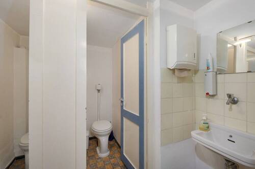 Toiletten EG - 