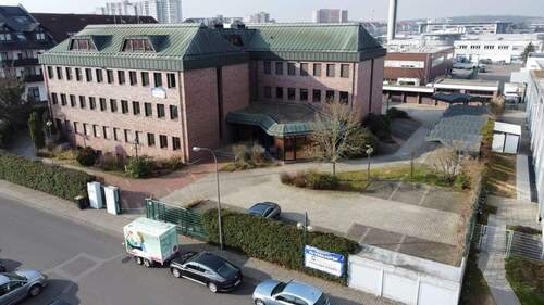 Hausansicht - Büro in Dietzenbach zum Kaufen