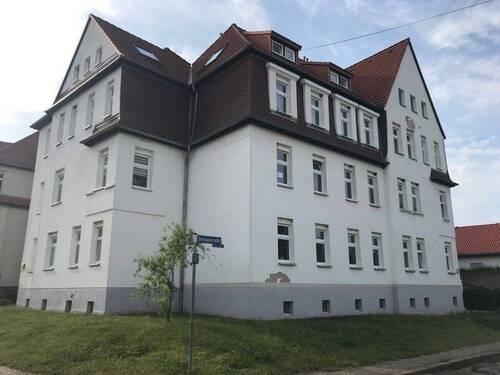 Gesamtansicht - Knautkleeberg* neu renovierte 3 Raum-Whg.* 2.OG* Balkon* Tageslichtbad mit Wanne