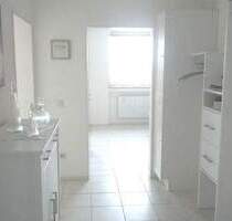 schöne helle Wohnung mit Bergblick, gut vermietet, sehr gepflegt - Gröbenzell