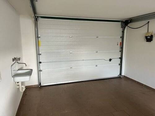 Garage - 