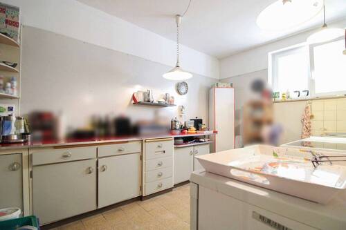 UG Küche - 1 Zimmer Mehrfamilienhaus, Wohnhaus in Stuttgart