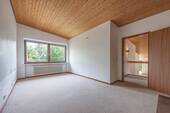 Schlafzimmer 1 OG - 