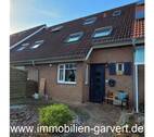 Ansicht - Familienplatz! Schönes Reihenmittelhaus mit Landhausflair, Garten und Carport, ruhig in Borken-Hovesath