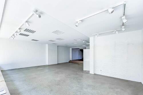 Gewerbefläche vorne weitere Ansicht - Gewerbeobjekt (Büro, Produktion, Verkauf) in Bochum zur Miete