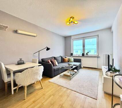 Wohnzimmer - Etagenwohnung mit 56,10 m&sup2; in Bremen zum Kaufen