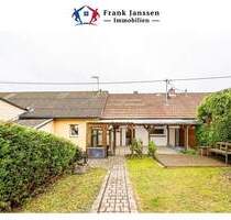 Neuer Preis! Wohnhaus mit Garage, Garten & überdachter Terrasse in Gönnersdorf - Heizung aus 2020