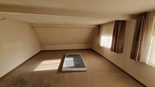 Zimmer 1 OG - 