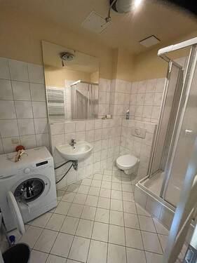 Bad.jpg - 2 Zimmer Etagenwohnung zum Kaufen in Karlshagen