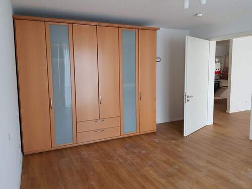 Schlafzimmer inkl. Schrank - Etagenwohnung mit 62,60 m&sup2; in Weil am Rhein zur Miete