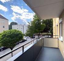 Unikat! Möblierte 4-Zimmer Wohnung mit zwei Balkonen in Freimann - München Schwabing-Freimann