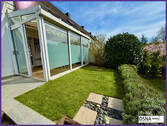 Terrassenansicht & Wintergarten - 