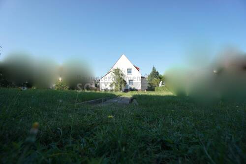 Ansicht vom Garten - + + Leben in Fallersleben auf fast ca. 800m² Grundstück + + Sanierungsobjekt, Umbau, Anbau, viele Möglichkeiten + +