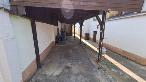 Carport - Einfamilienhaus mit 138,00 m² in Ludwigshafen am Rhein zum Kaufen