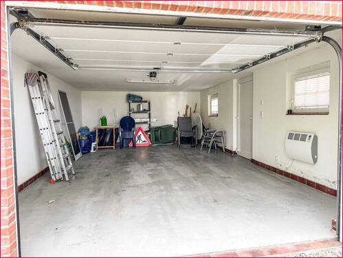 Garage - 