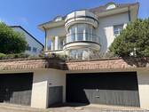 Objektansicht - 9 Zimmer Mehrfamilienhaus, Wohnhaus zum Kaufen in Stuttgart