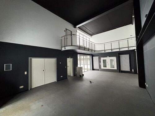 Foyer_Emfpang_Präsentation (2) - 8 Zimmer Büro in Ahrensburg