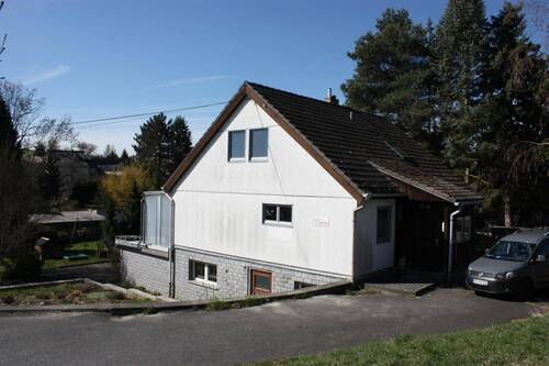 Haus + Garten - Sonniges und großzügiges Einfamilienhaus in ruhiger Ortslage