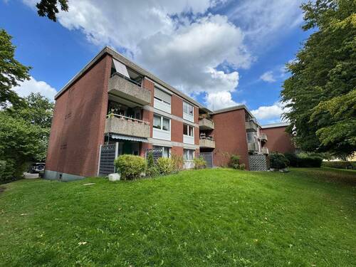 Hausansicht - Moderne 2-3 Zimmer Wohnung mit Südbalkon!