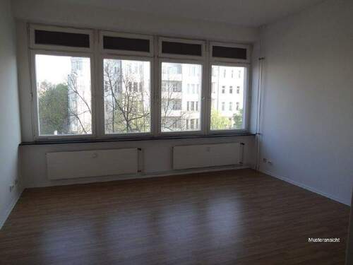 DSC04611 - Raum zur Straße - 1 Zimmer Etagenwohnung in Berlin