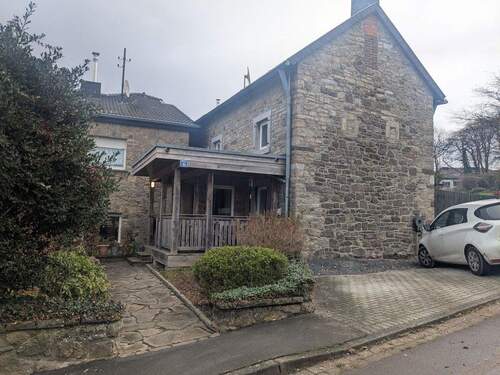 Eingang mit Veranda - 