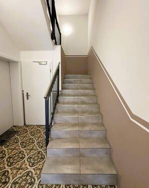 Treppenhaus 1 - 