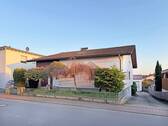 Hausansicht - Großzügiges, repräsentatives, freistehendes EFH in zentraler Lage von Mühlhausen-Rettigheim
