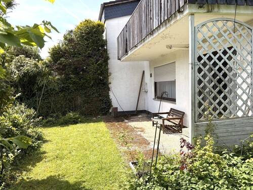 Terrasse u. Garten - 4 Zimmer Doppelhaushälfte in Niedernhausen