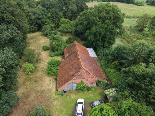 Luftbild - 3 Zimmer Bauernhaus, Landhaus zum Kaufen in Rhauderfehn / Burlage