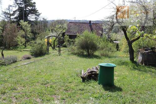 traumhaftes Gartengrundstück - 