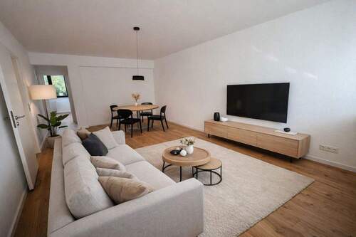 Wohnzimmer visualisiert - 3 Zimmer Etagenwohnung in Köln