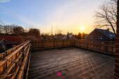 Dachterasse - Mehr als nur Wohnen: Obergeschoss-Wohnung mit Dachterrasse