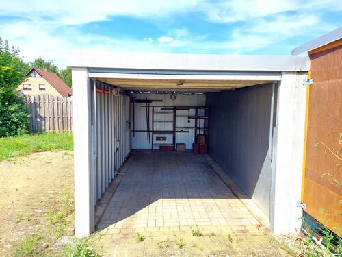 Garage - 
