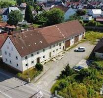 Alter Bauernhof zu verkaufen! Haus mit Bauernstadl und Garagen! - Diedorf