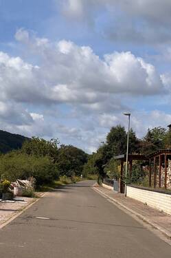Linke Seite ab Laterne - Grundstück in Schiersfeld zum Kaufen