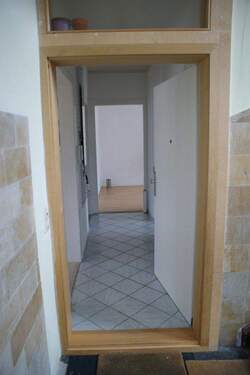 Eingang und Diele - 3 Zimmer Etagenwohnung zum Kaufen in Ulm