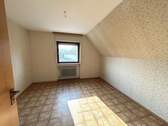 Dachgeschoss: Zimmer - 